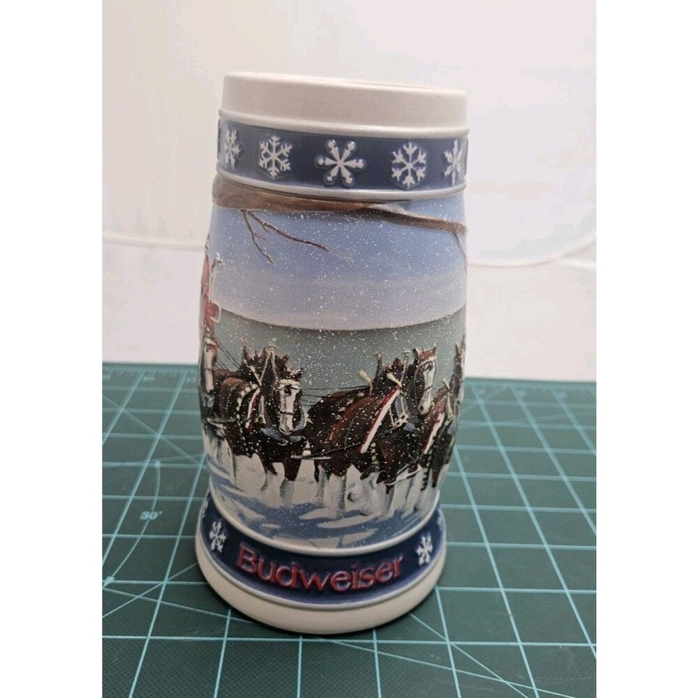 Vintage 1995 Budweiser Holiday Stein "Lighting the Way Home" Beer Mug Ceramarte